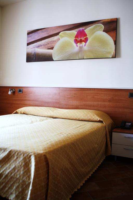 Hotel Bed&Wine à Negrar Chambre photo